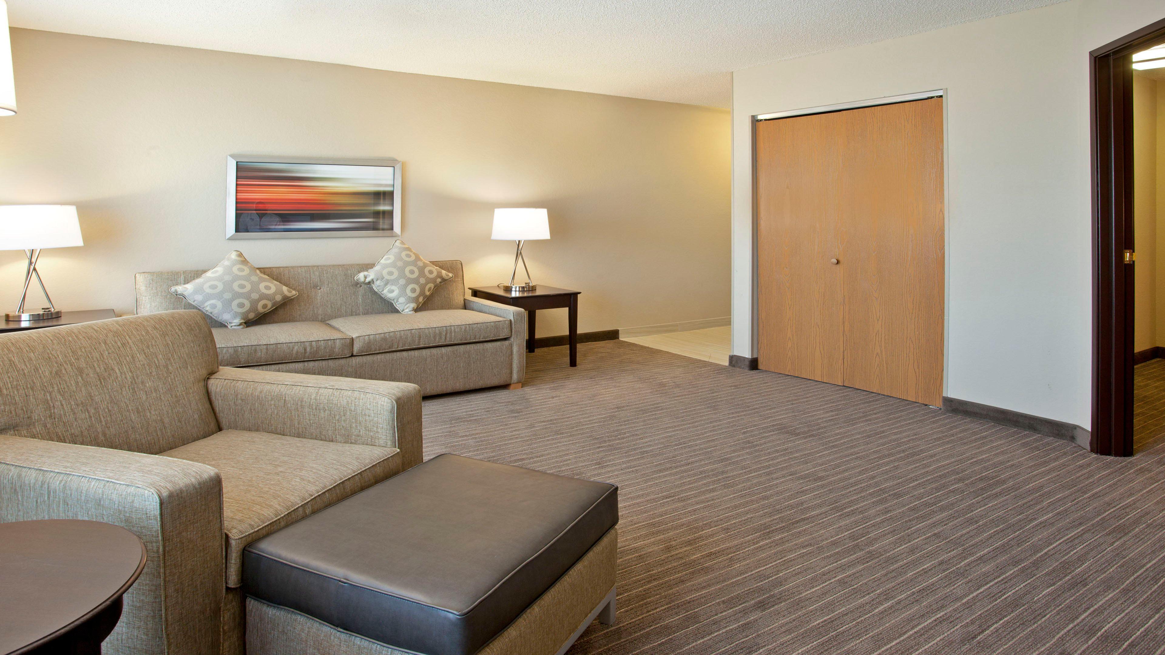 Holiday Inn Express Hotel & Suites Minneapolis - Minnetonka By Ihg Dış mekan fotoğraf