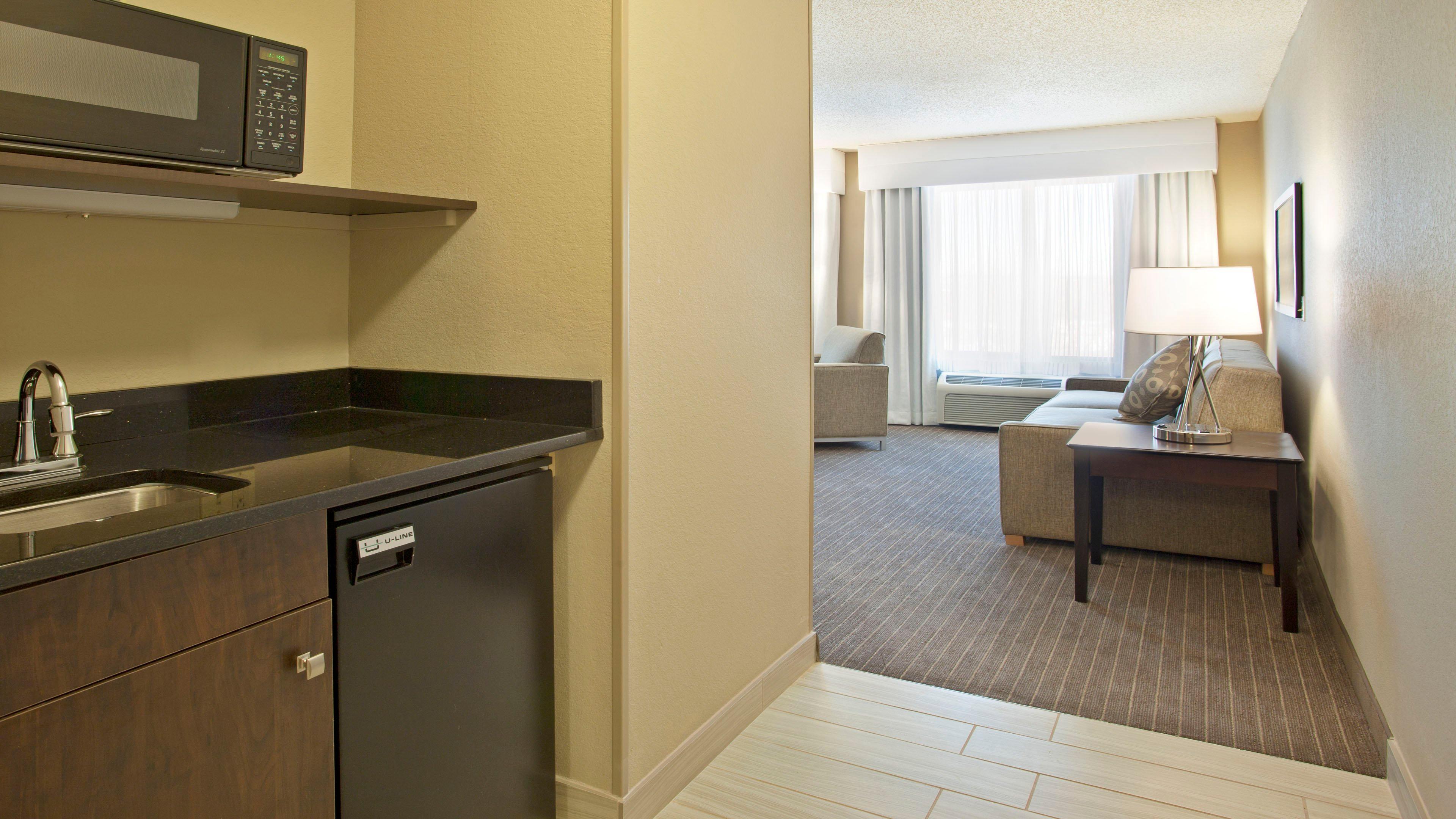Holiday Inn Express Hotel & Suites Minneapolis - Minnetonka By Ihg Dış mekan fotoğraf